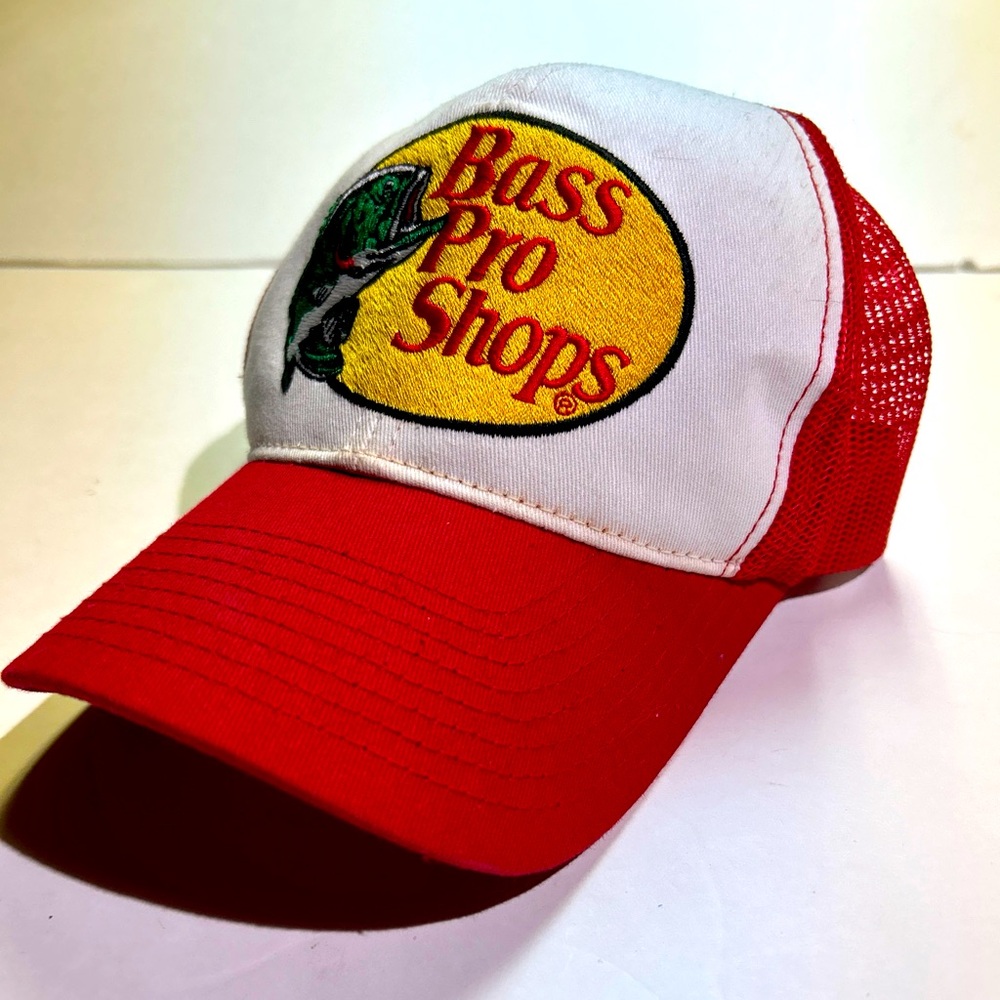 Bass Pro Shops Hat Men Embroidered Logo Mesh Fishing Hunting Trucker Snapback
